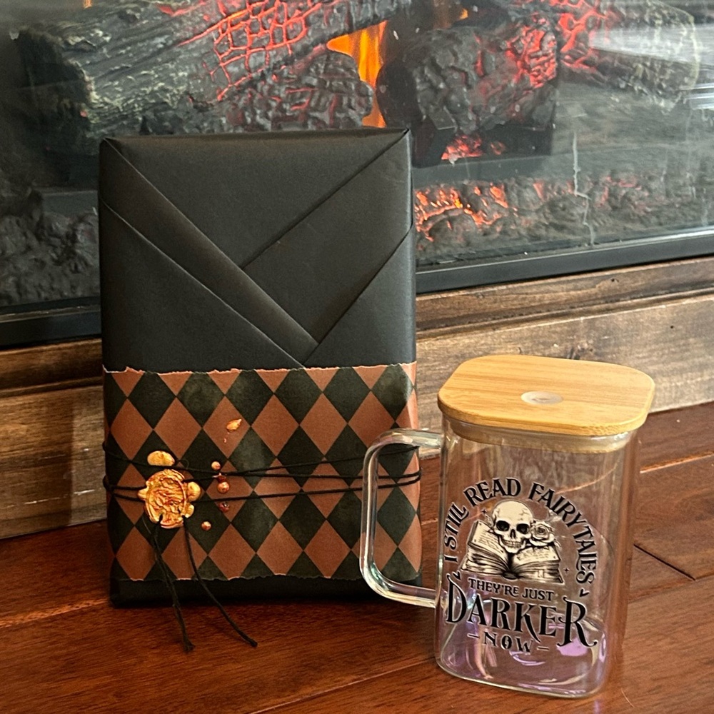 YA 💀Dark Romance Blind Date with a Book Gift Box w/ Glass tumbler, TOTE and more